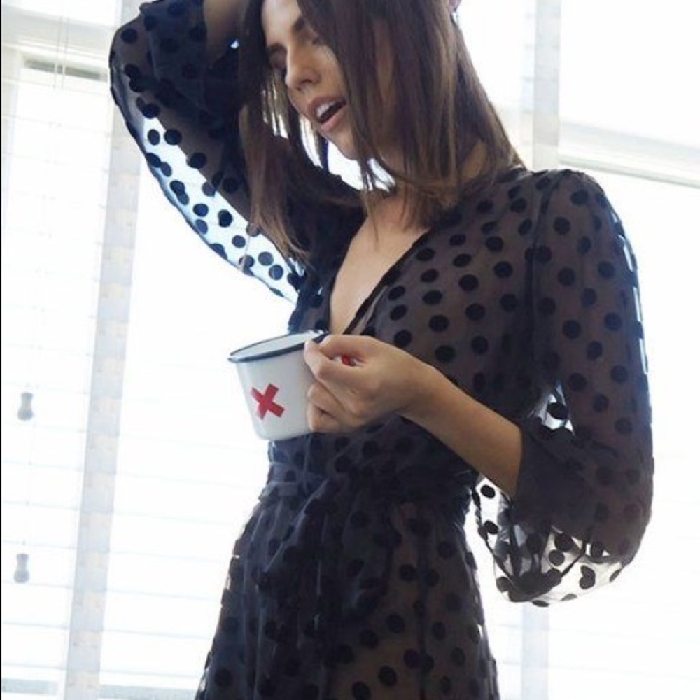 Stone Cold Fox Velvet Dot Robe - Picture 2 of 6